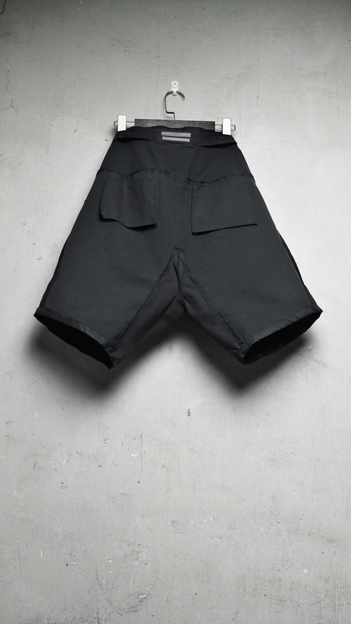 Hand waxed 6 pockets Drop Crotch Shorts
