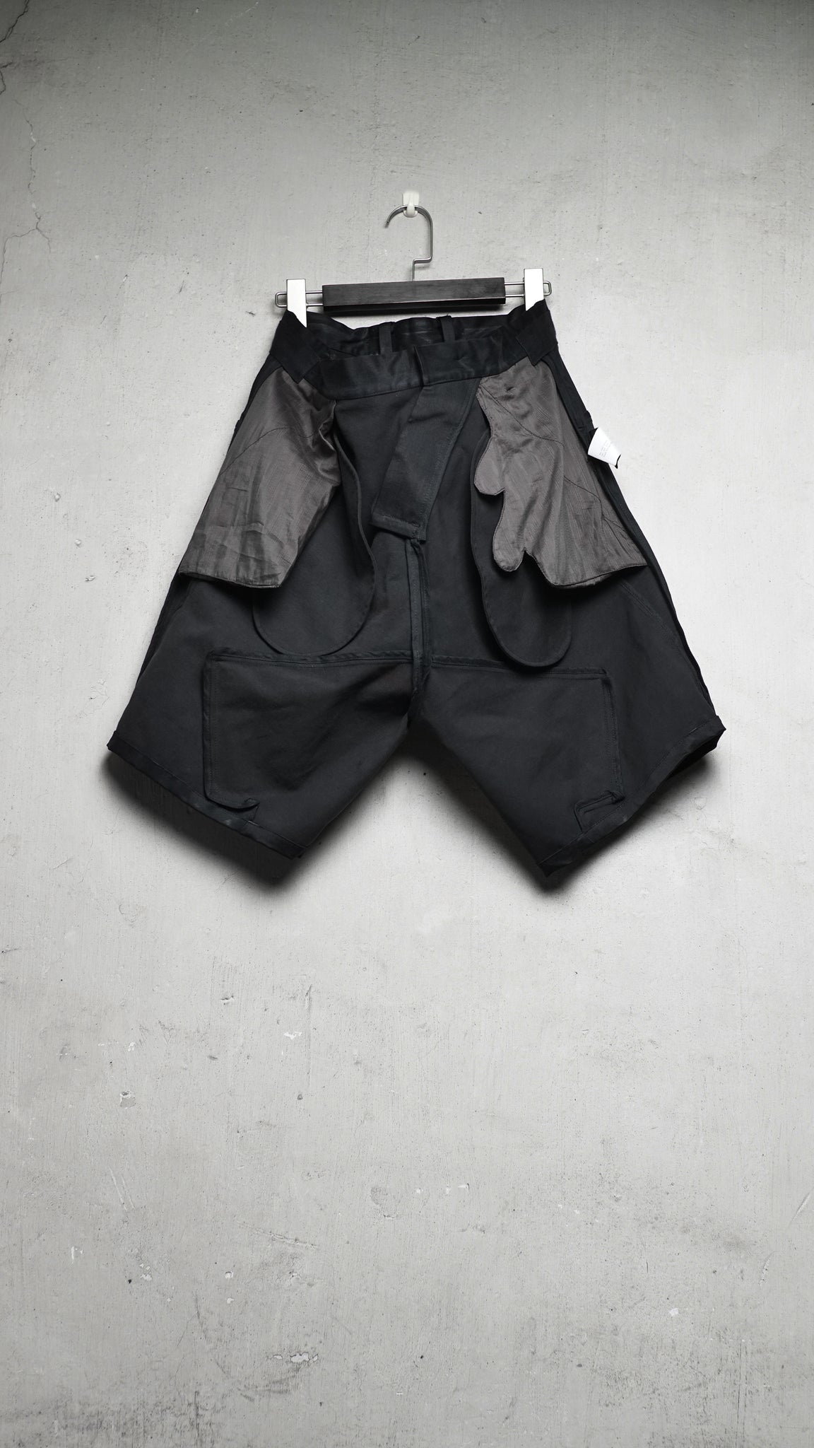 Hand waxed 6 pockets Drop Crotch Shorts